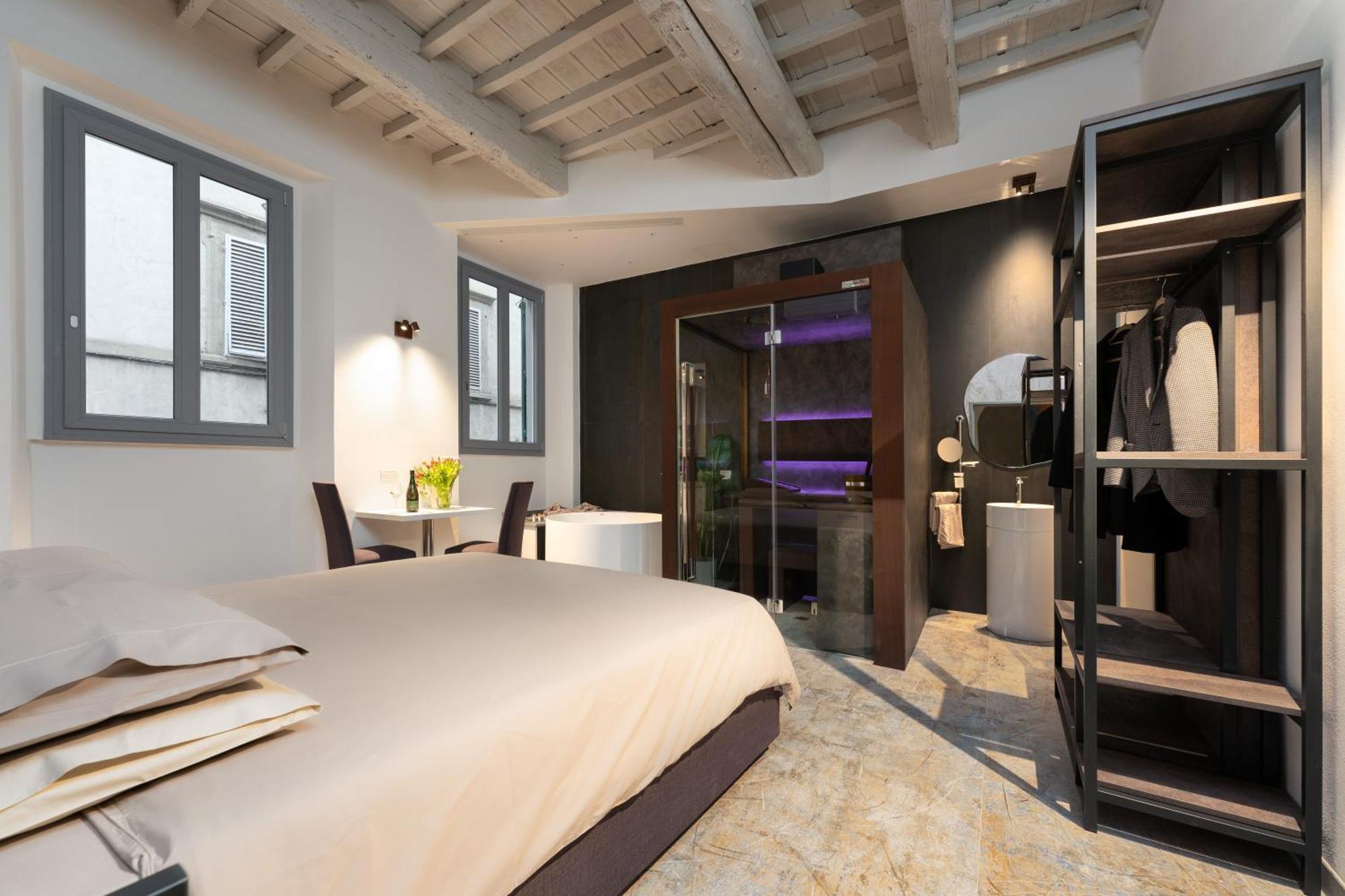 F1RST Suite Apartment&SPA Florenţa Exterior foto